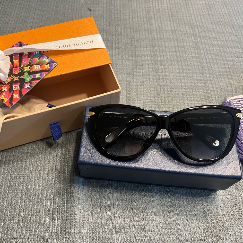 Louis Vuitton women’s cat eye shaped sunglasses